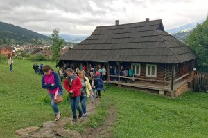 Будинок-музей фільму Тіні забутих предків, Верховина